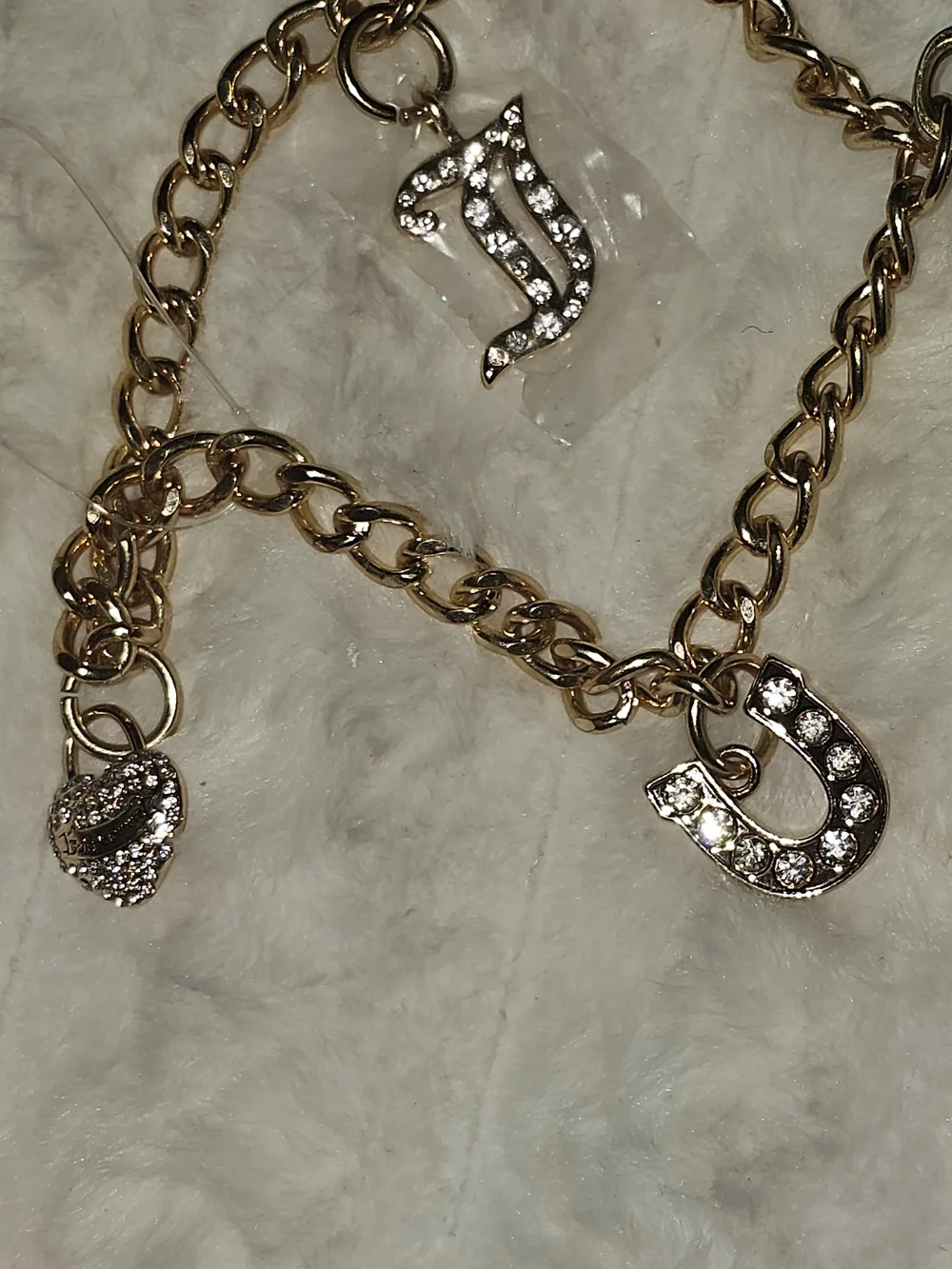 Juicy Couture White Heart Crossbody Bag with Gold Chain